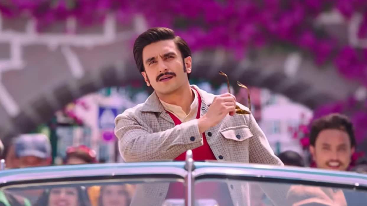 Cirkus Box Office Collection day two Ranveer Singh Jacqueline Fernandez Rohit Shetty Film saturday earnings