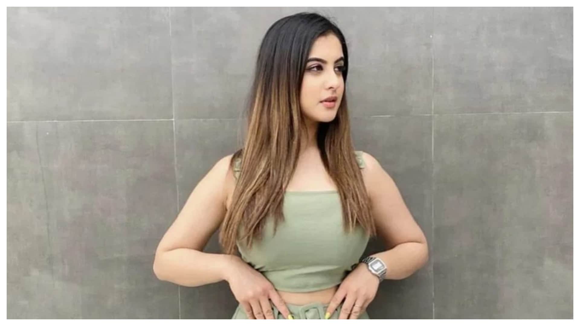 Filmy Wrap: South Superstar Kamal Haasan Joins Rahul Gandhi Bharat Jodo Yatra Tunisha Sharma Attempted Suicide