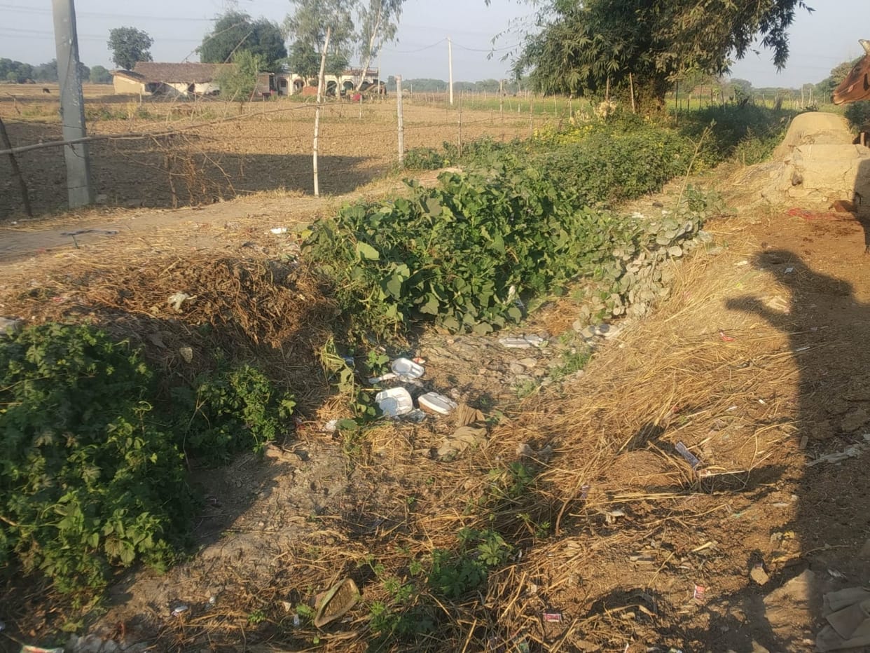 Banda: 64 lakhs shed by showing silt cleanliness in papers