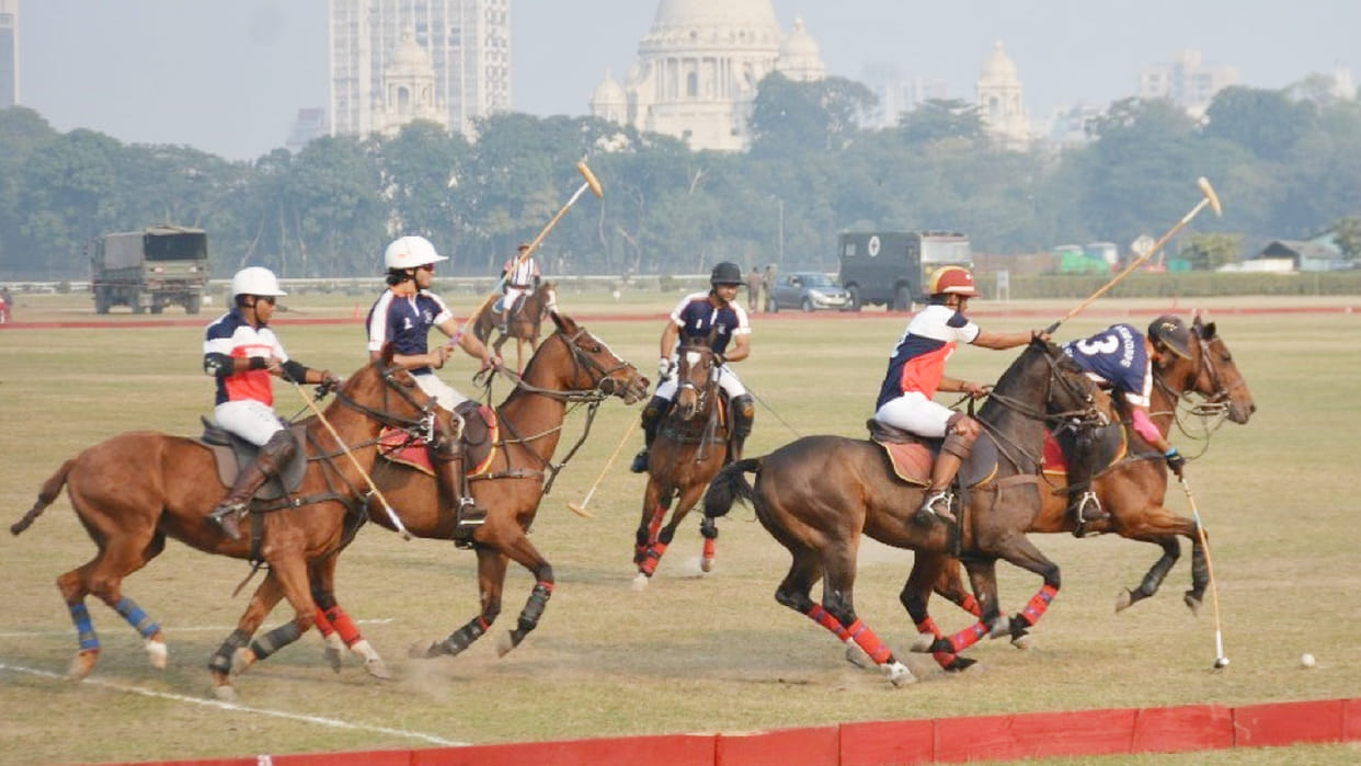 Fort William Challenge Cup: Armored Corps team captures Fort William Polo Challenge Cup