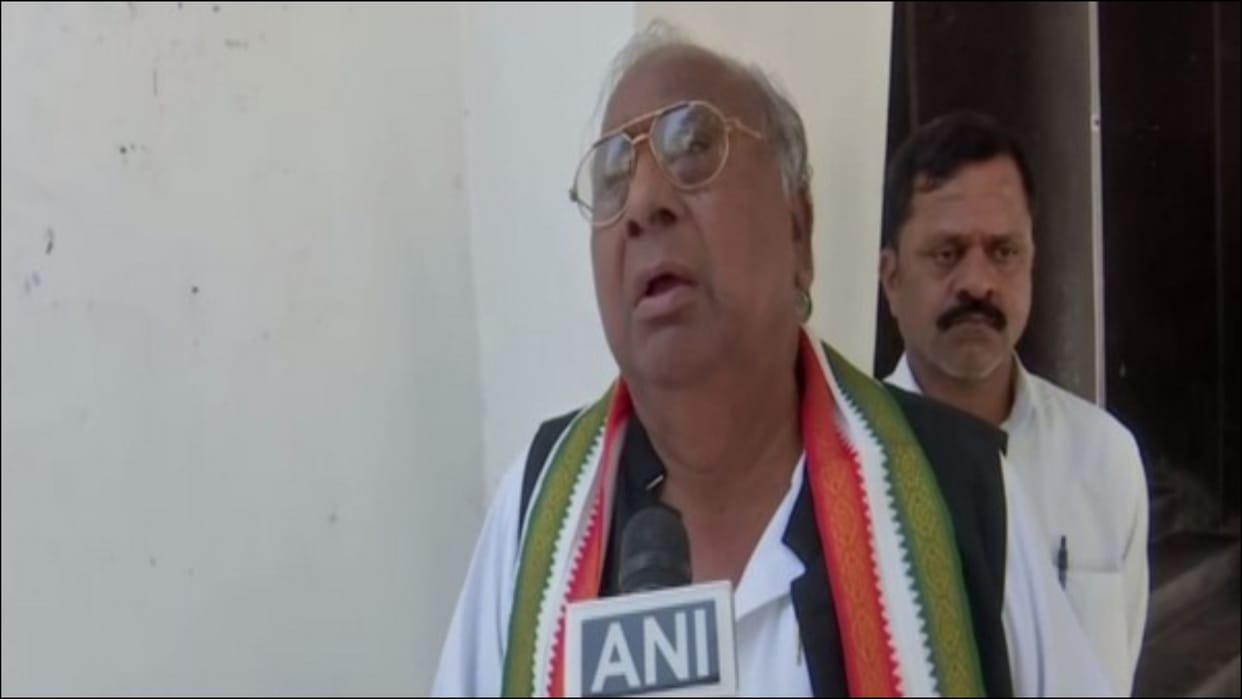 Telangana CM KCR indirectly helping PM Modi and bjp says Congress leader Hanumantha Rao