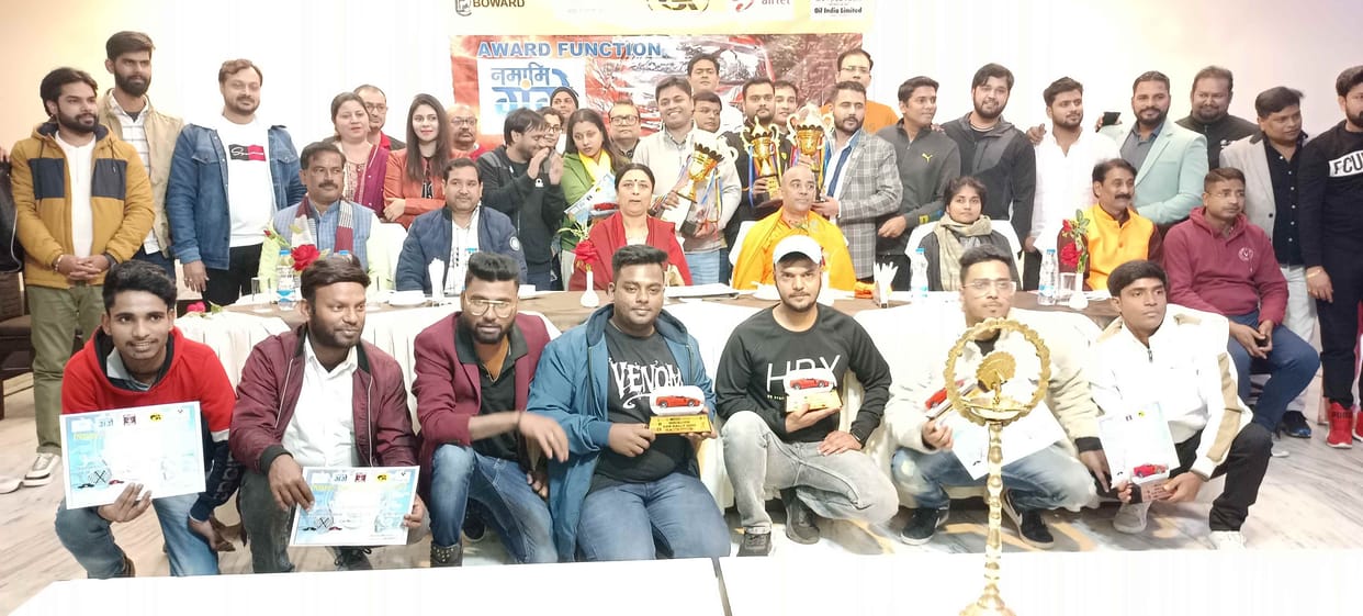 Ashish Bardhan and Jyoti won the car rally
