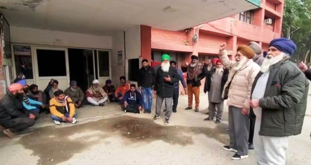 The dead body kept in the mortuary was cremated considering it as unclaimed