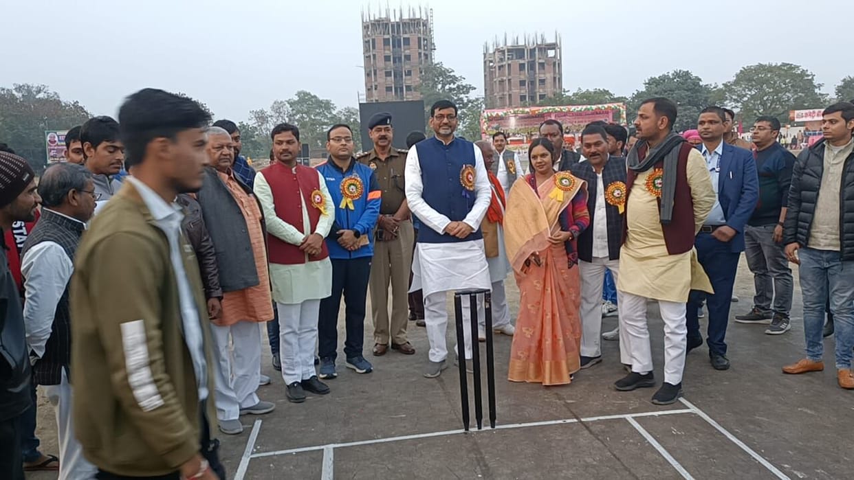 Banda: Day-night Paramveer Premier League begins with colorful
