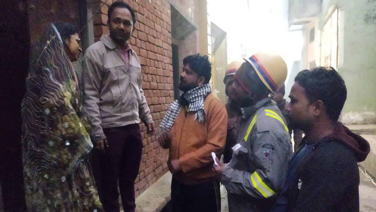 Mentally weak person burnt alive due to fire in house in sambhal