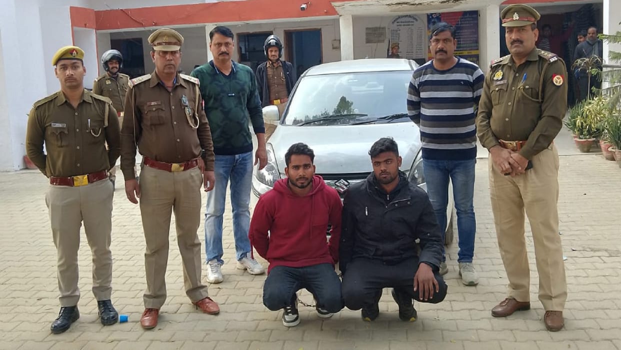 Two youths arrested for stealing a car in Sant Kabir Nagar