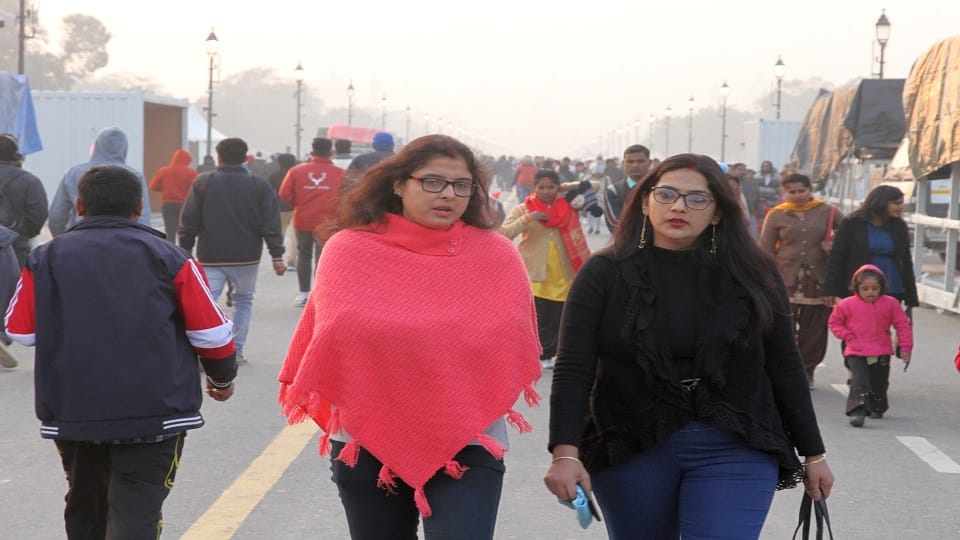 delhi weather news coldest Christmas day since 2014 yellow alert for Monday