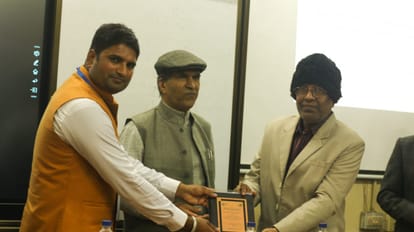 Workshop in BHU for early warning of earthquake scientist said we have to live with nature