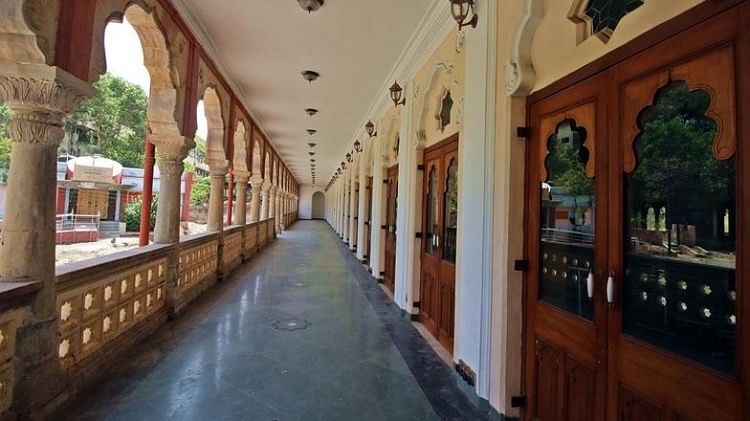 Indore News:35 करोड़ रुपये में लौटा राजवाड़ा, गोपाल मंदिर और गांधी हॉल का राजसी वैभव, देखिये तस्वीरें - Gandhi Hall Of Indore Returned In 35 Crores, The Majestic Splendor Of Rajwada, Now