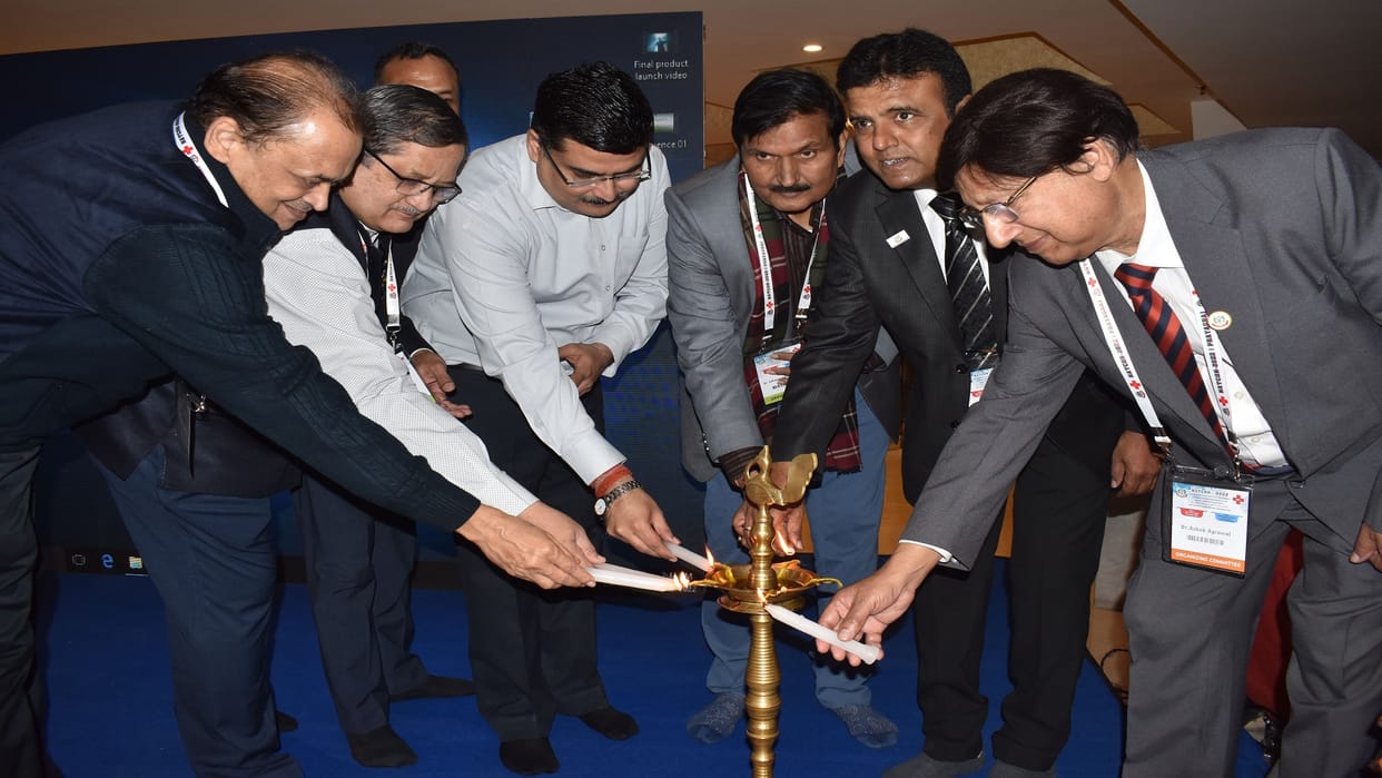 Methods of treatment of all diseases from phlegm to cancer, doctors from all over the country gathered in AMA