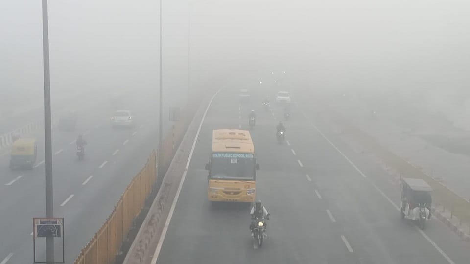 Agra Weather News imd fog alert weather Forecast Today Fog In Agra Taj Mahal