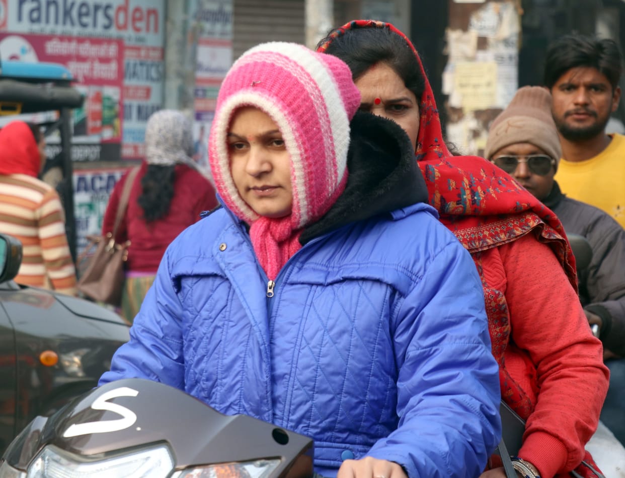 Shiver left from the cold, the temperature reached 4.2 degrees