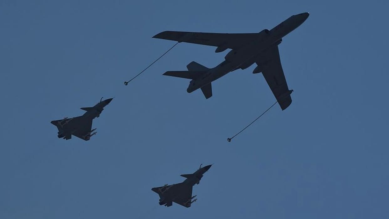 world news updates Eight Chinese fighter planes again entered Taiwan's airspace