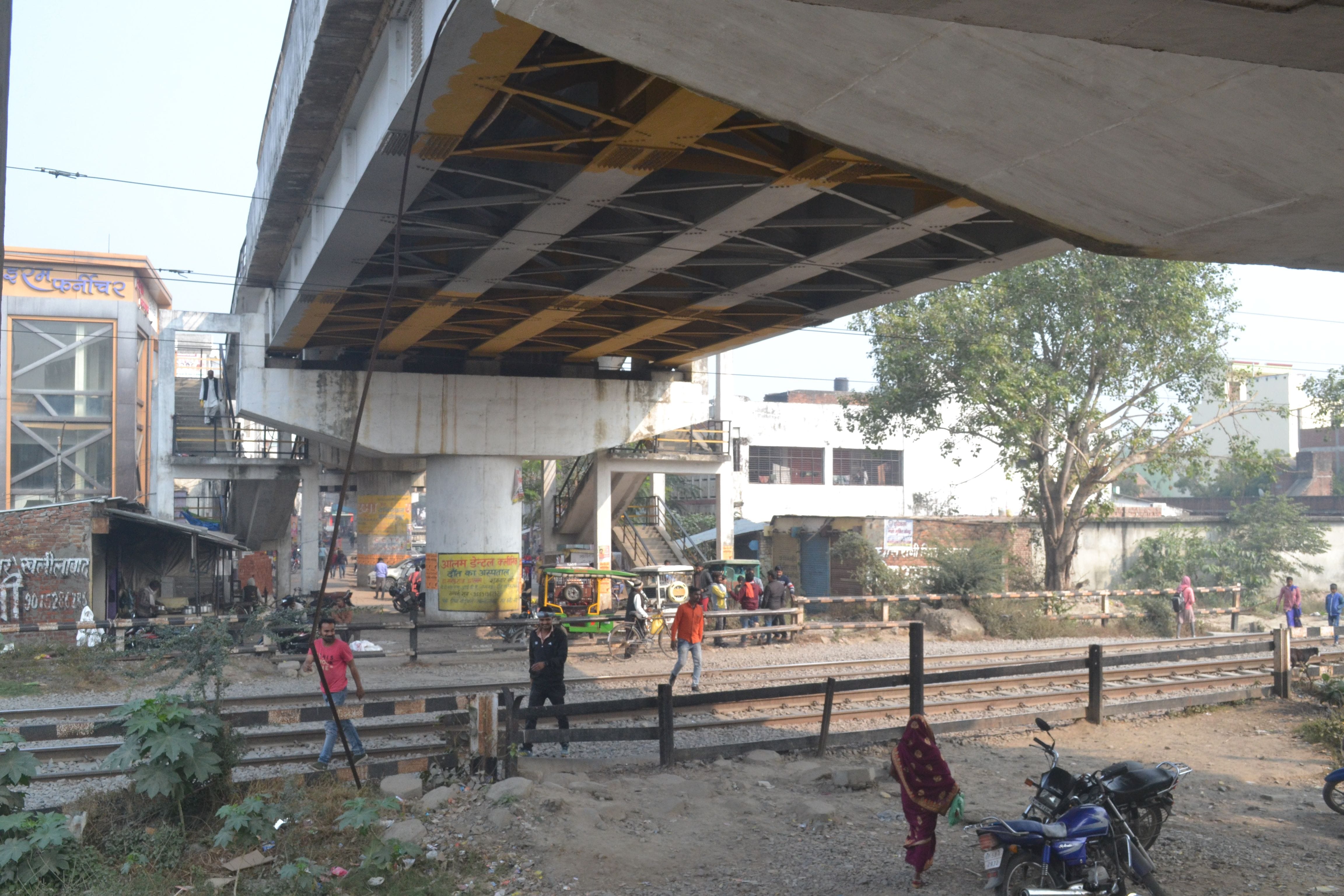 Underpass not made, the hope of automatic ladder remained incomplete