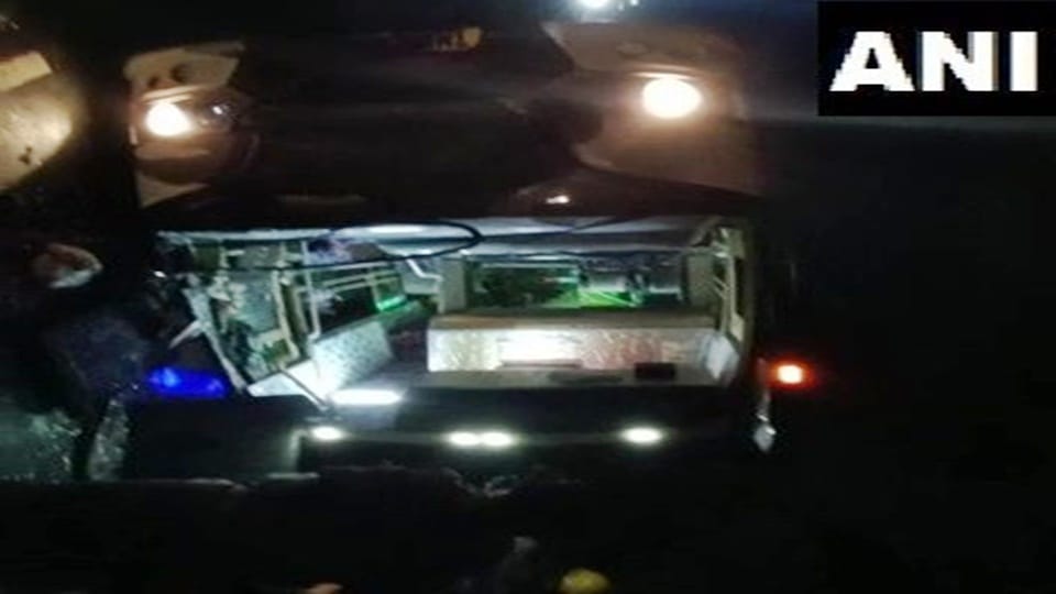 Tamil Nadu A mini passenger van carrying 24 people from Madurai to Kumbakonam met with an accident
