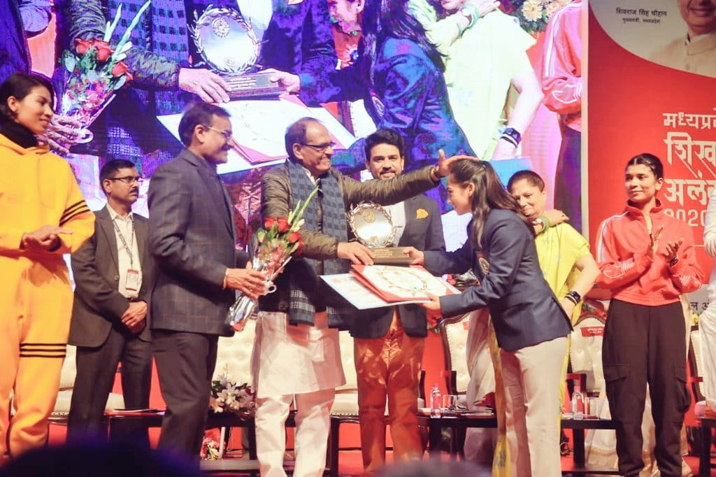 MP News: CM Shivraj said – The player who brings medals in Olympic and Asian Games will be made DSP and Deputy