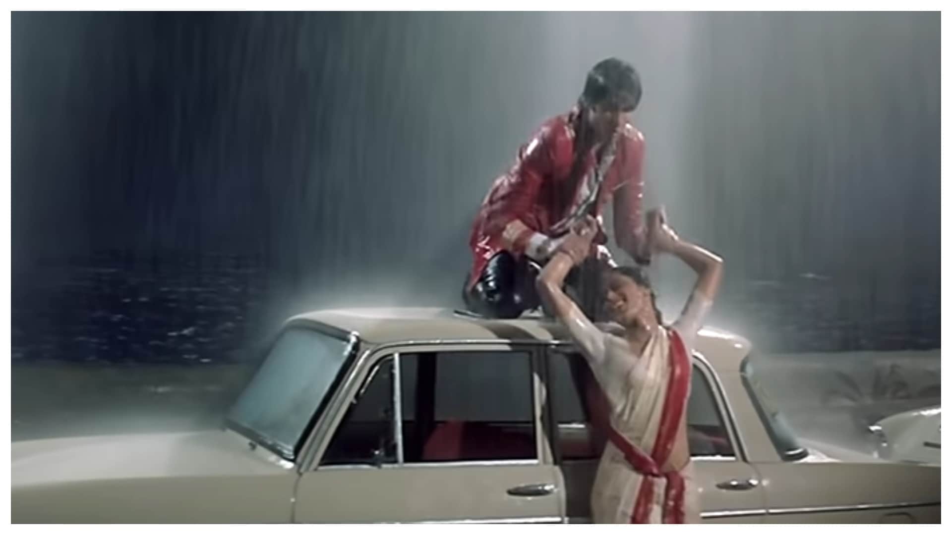 Monday Flashback: When Smita Patil Cried After Shot For Namak Halal Aaj Rapat Jaye Song with Amitabh Bachchan