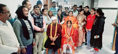 Married before engagement: Bride's mother was counting her last breaths, married in hospital's ICU in Gaya