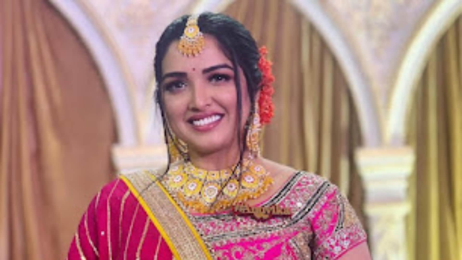 Amrapali dubey birthday party bhojpuri actress shares her hot and bold looks in black gown photos goes viral