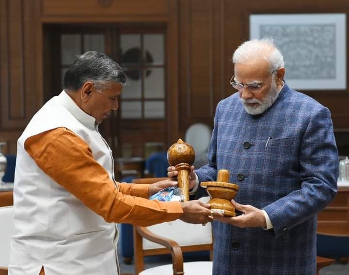 Prime Minister appreciated the handiwork of the accused of child theft