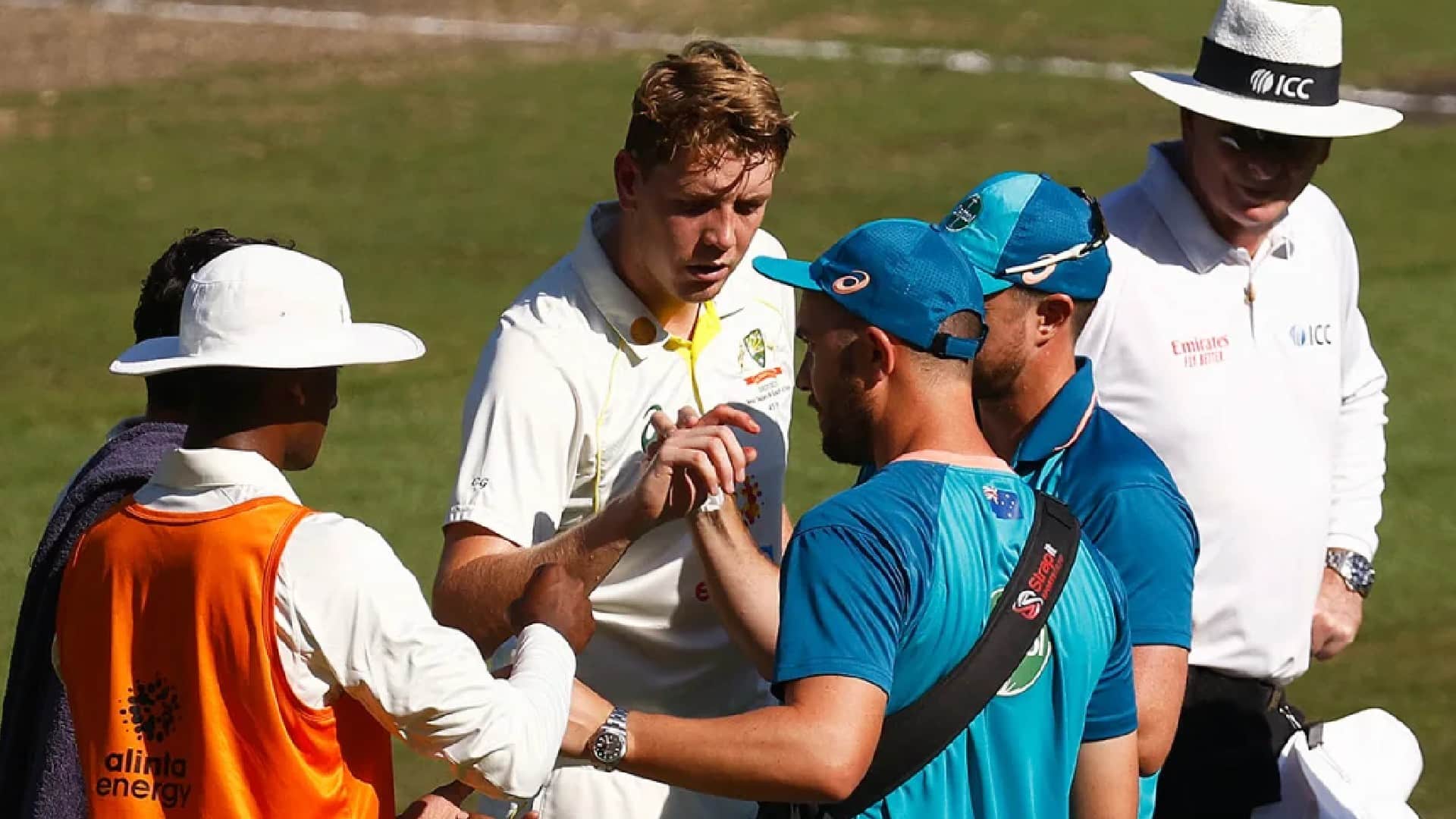 Video watch David Warner injured After double century in 100th Test Steve Smith missed century Aus vs SA Test