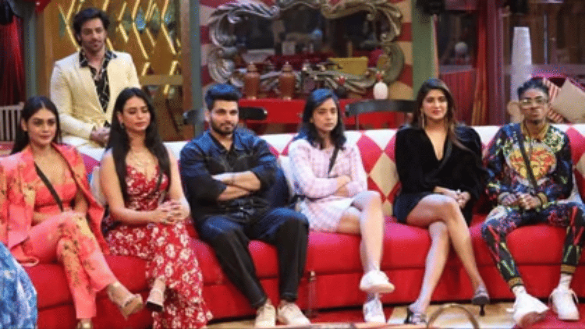 Bigg Boss 16 Contestant Archana Gautam and Vikas Manaktala argument turns into a ugly fight