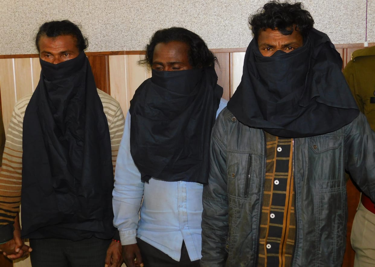 Three accused arrested in the case of murder and throwing the dead body