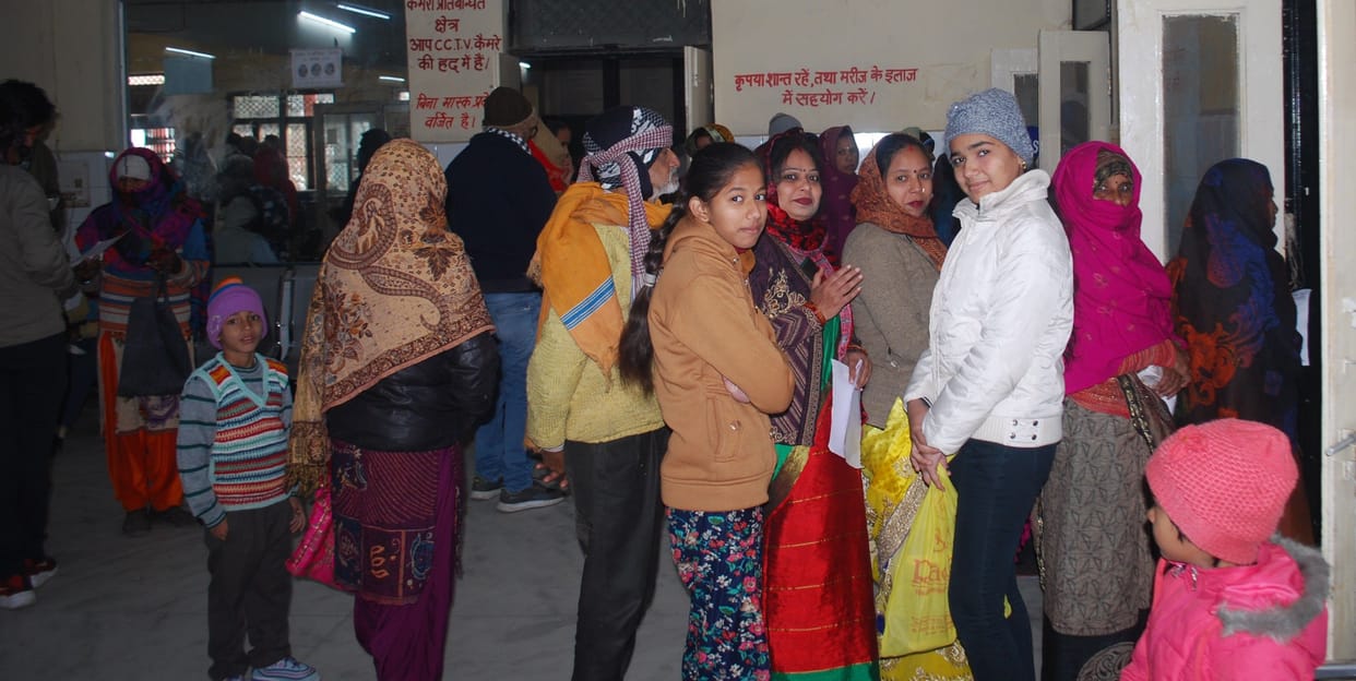 Hathras: The problem of joint pain increasing with winter