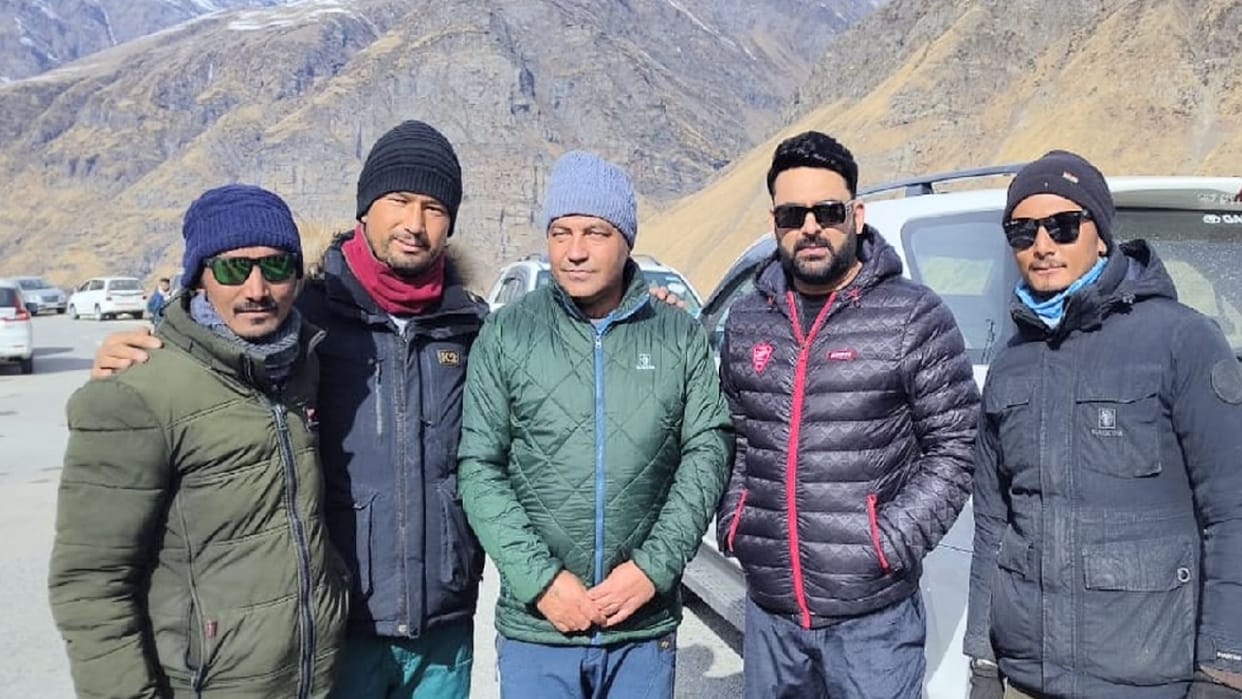 Lahaul Spiti: Kapil Sharma, Guru Randhawa shoot in minus seven degrees Lahaul Spiti, Kapil Sharma, Guru Randha