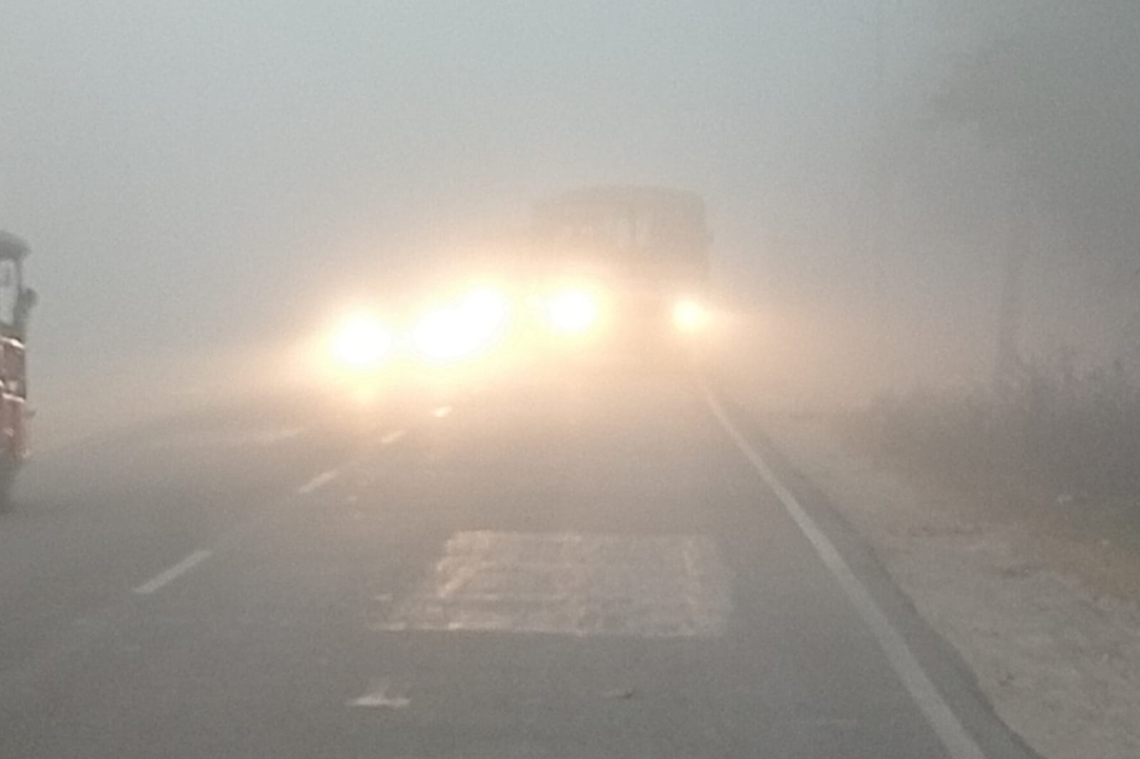 Weather Update: Cold continues in western UP,  life effected