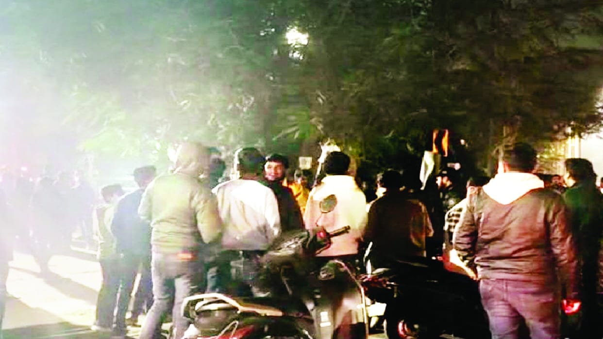 Slogans of Jai Shri Ram raised in front of the church during Christmas