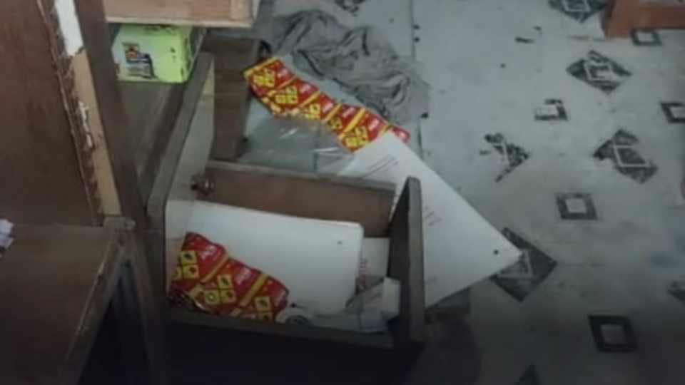 Thieves broke the locks of five shops in Rewari