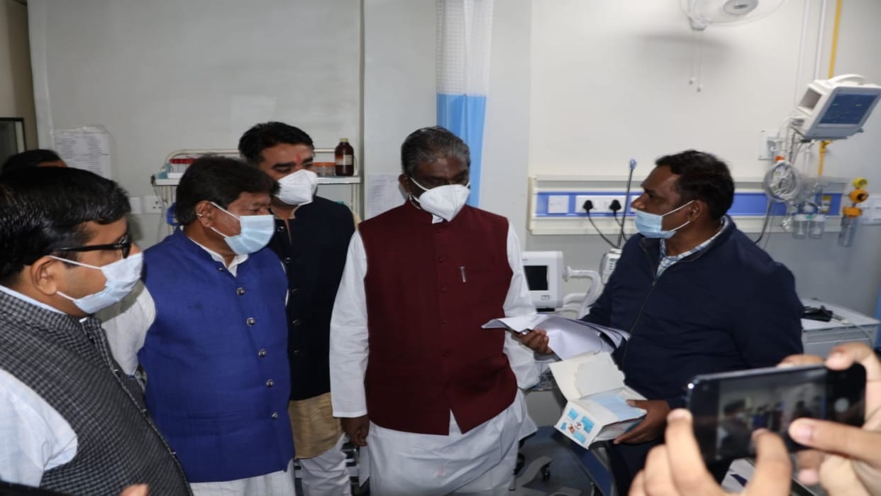 Health Minister Dr. Prabhu Ram Chaudhary appealed to the people to wear masks