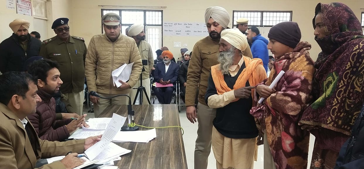 Deputy Commissioner held open court, hearing on 127 complaints