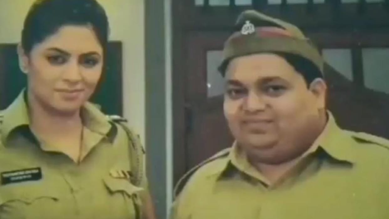 FIR actor Ishwar Kumar condition critical no money to buy even diapers using waste papers