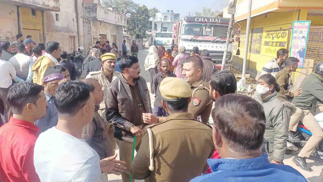 Kanpur: Mini truck crushed five year old innocent, death