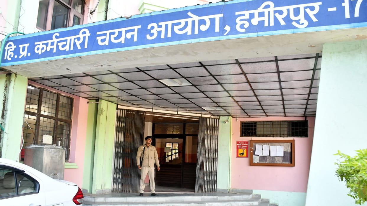 hpssc hamirpur 5000 recruitments pending and 1500 cases in court