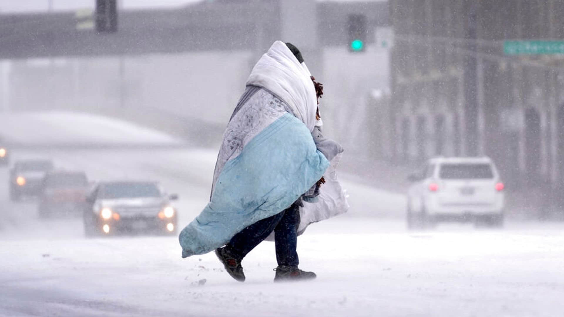 Bomb cyclone caused havoc in many countries including America, see how people were affected in these pictures