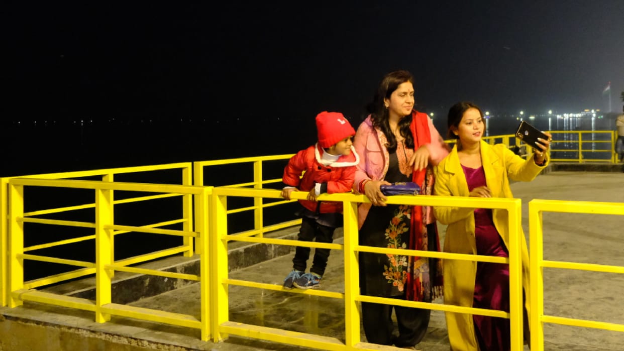 Viewers gallery increased beauty of Ramgarhtal gorakhpur
