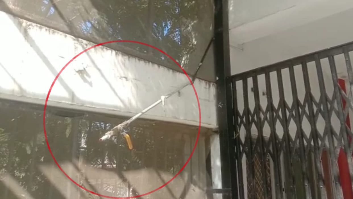 Miscreants cut off the copper line that sends oxygen to Ratlam Children's Hospital