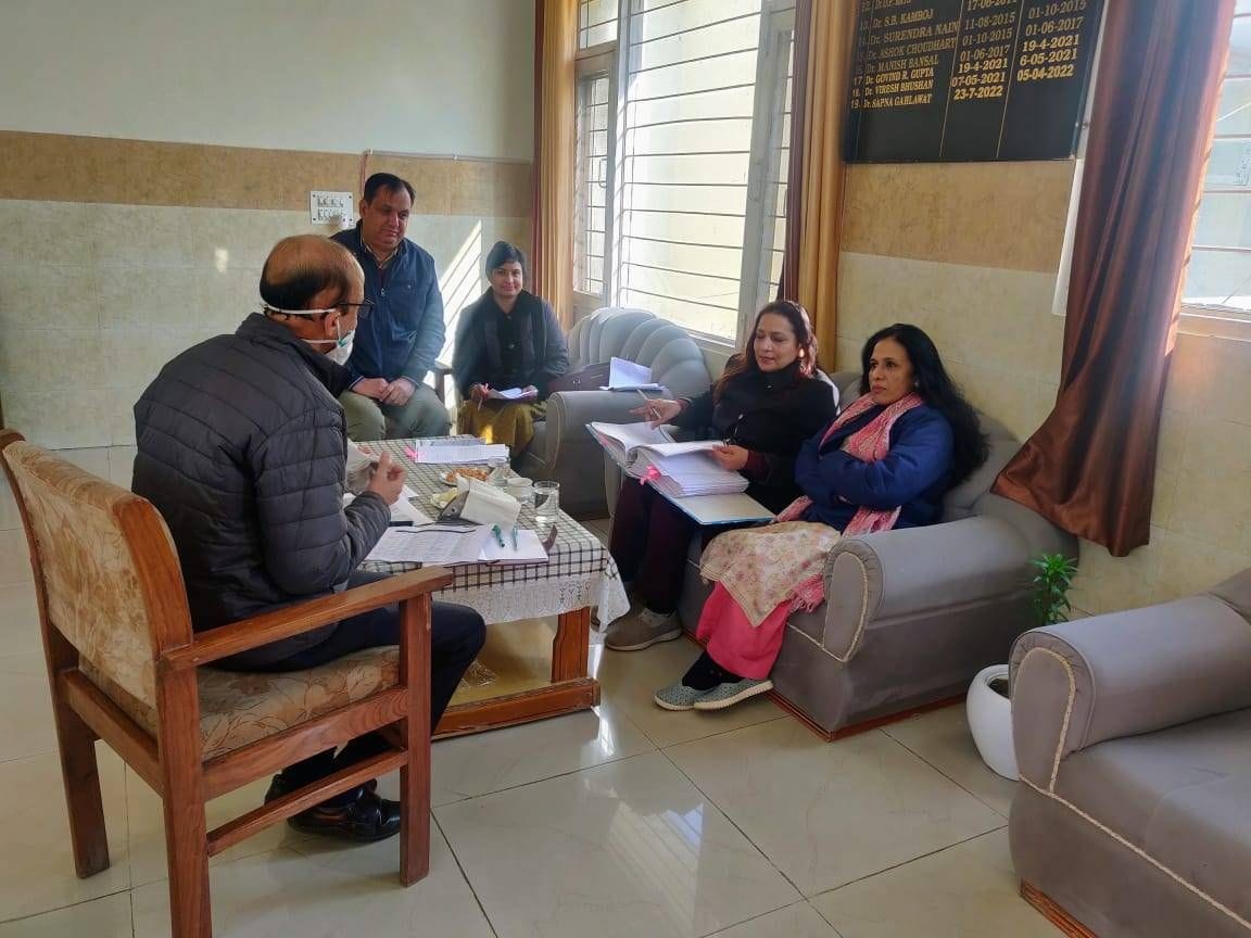Maternal mortality rate rises to 107 in district, deputy director returns after meeting instead of inspection at hospital