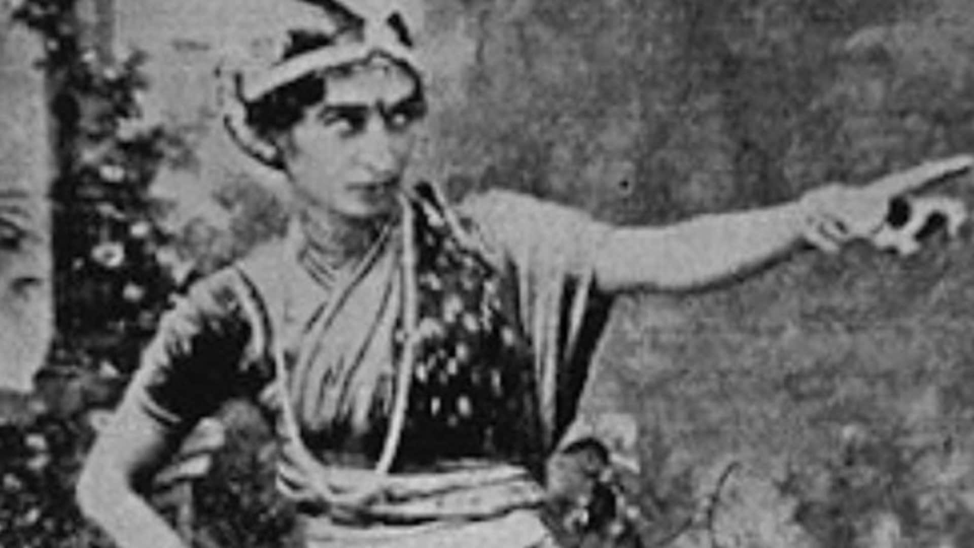 Female Cinematographer Directors Actress In Hindi Cinema Broke The Stereotype From Uma Devi Khatri Jaddanbai
