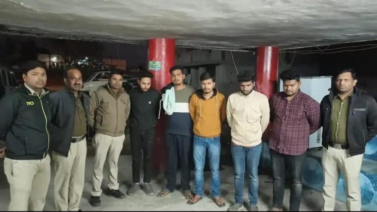 टोलकर्मी पर कार चढ़ाने के आरोपी गिरफ्तार