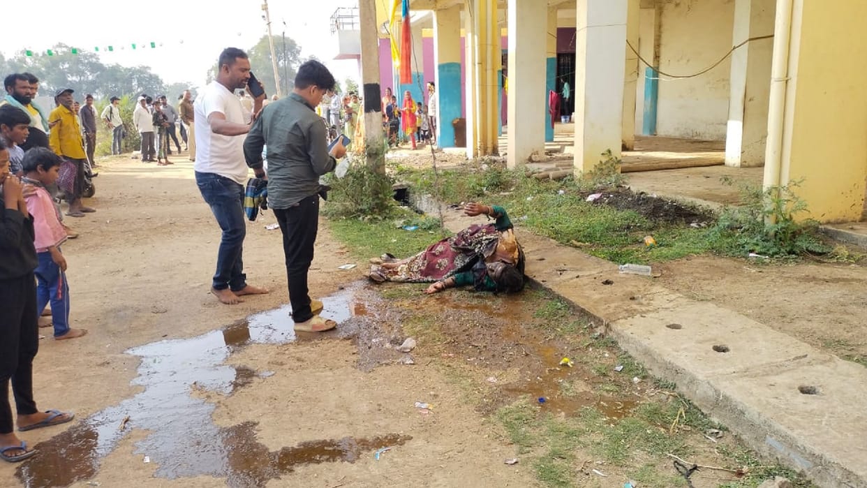 woman attempted self-immolation in chhattisgarh rajnandgaon