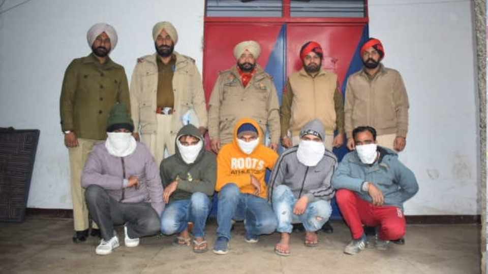 Police arrested five robbers in Kotkapura