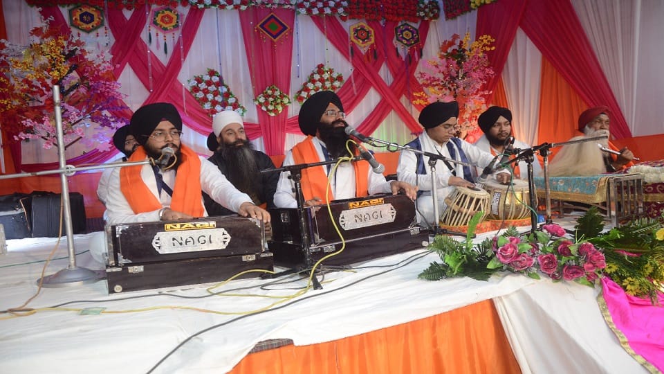 Guru Gobind Singh Prakash Utsav celebrated with enthusiasm