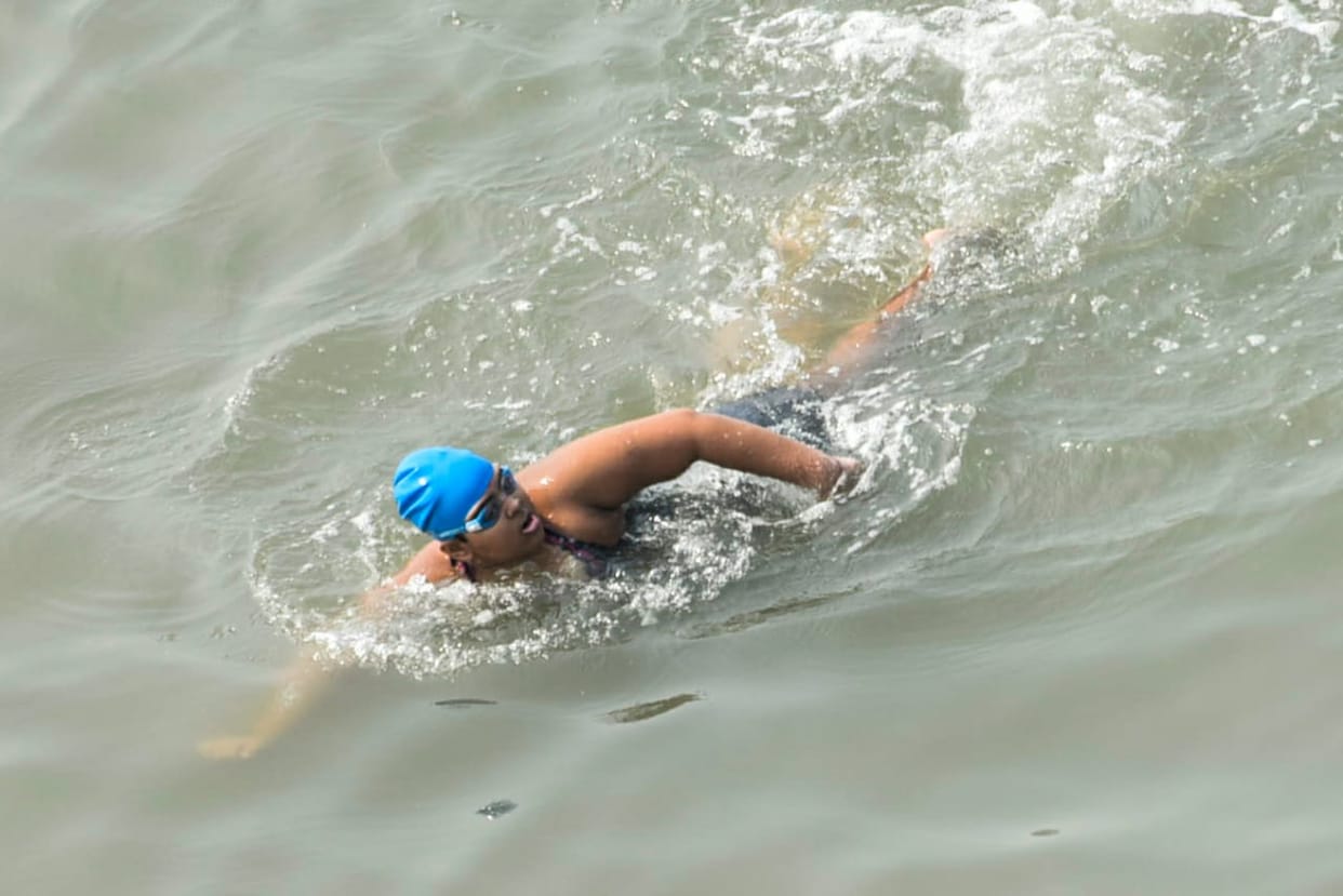 14 years old Jiya rai made another world record in swimming 1100 KM distance covered in less than 12 days