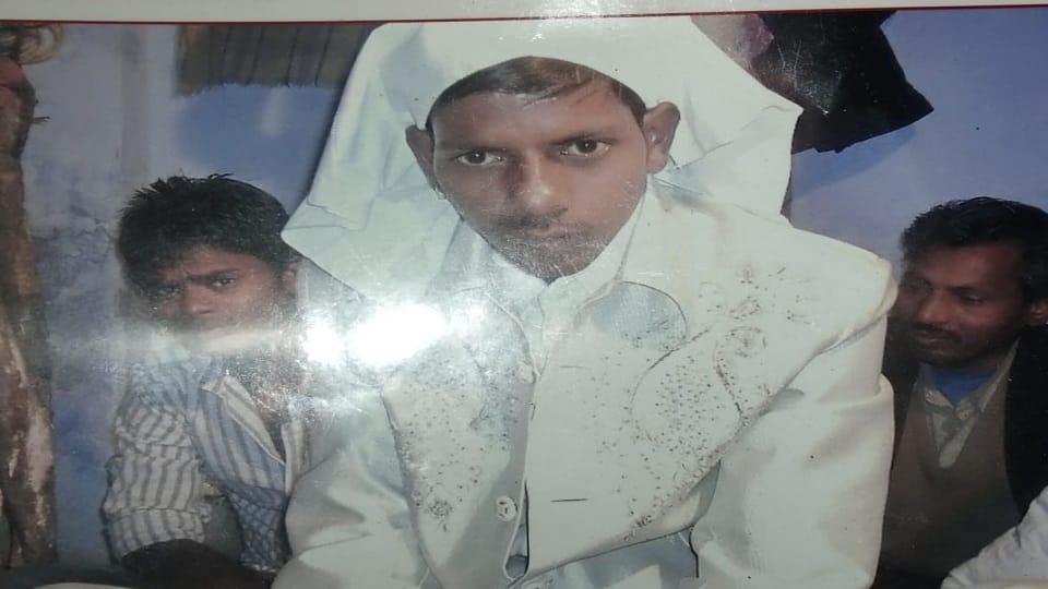 husband was sitting in-laws house in cold night body was found in the morning in mathura