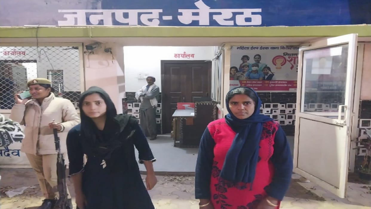 Shamim nabbed the scumbag who was running away after robbing a mobile, one absconding
