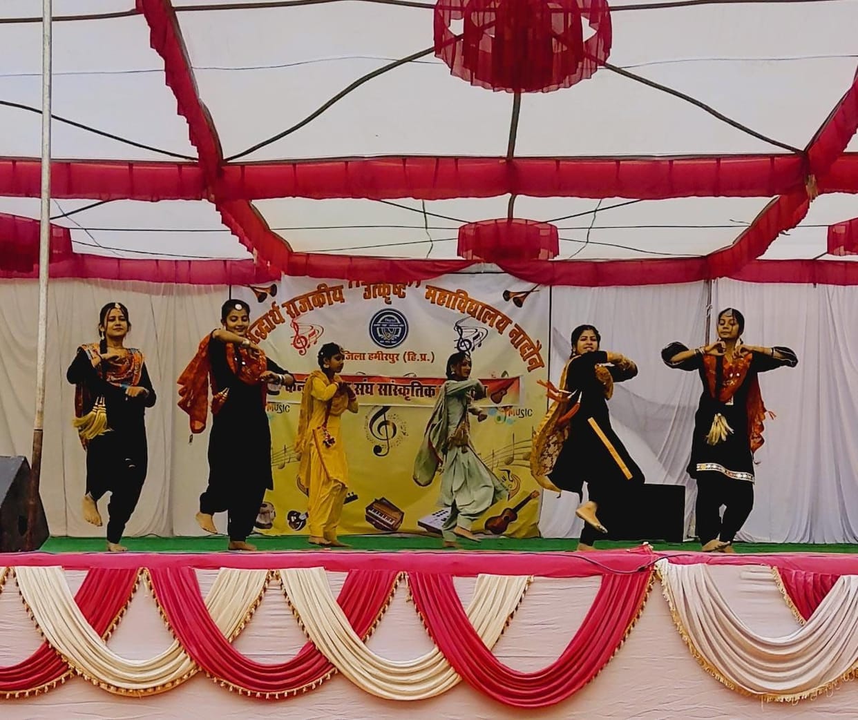 Palika wins in songs, ghazals and bhajans